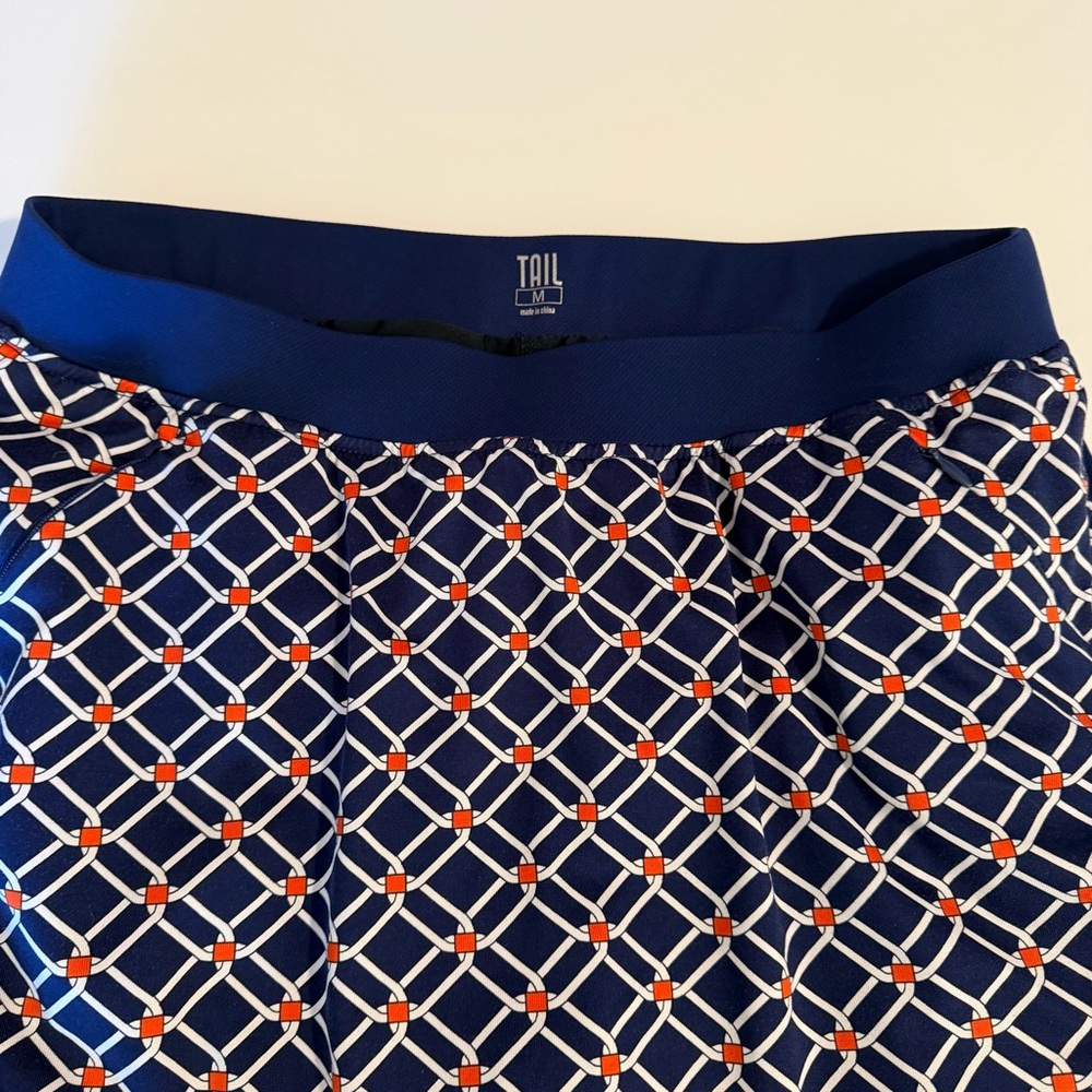 Tail golf / tennis / pickleball skirt with Built-in Shorts. Mint condition med - Picture 9 of 13
